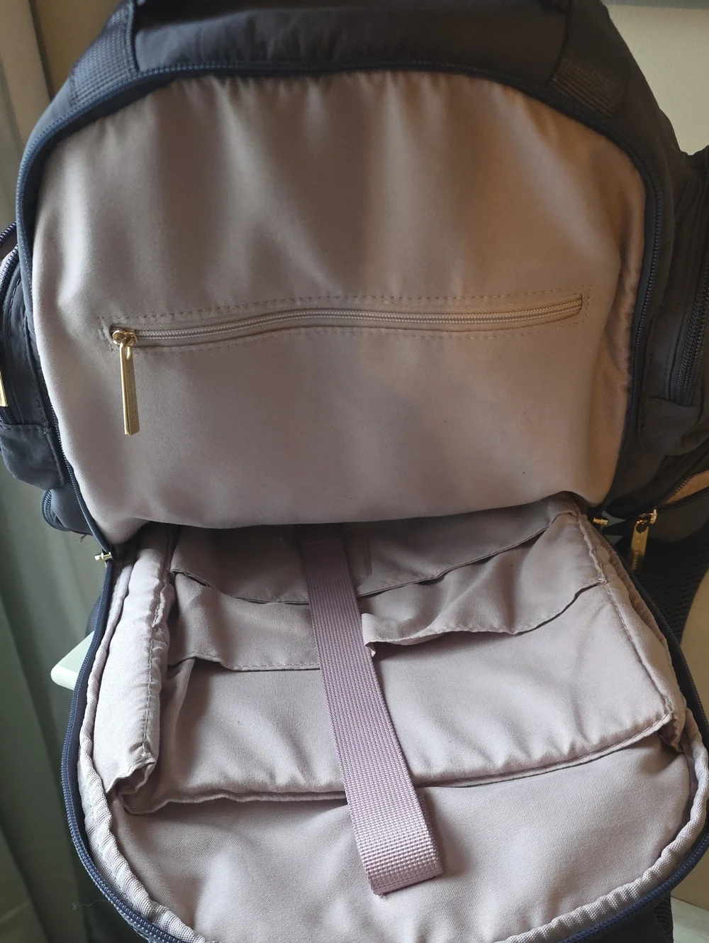 Isaac Mizrahi New York Nylon Travel Backpack | Slate Gray | Excellent Condition